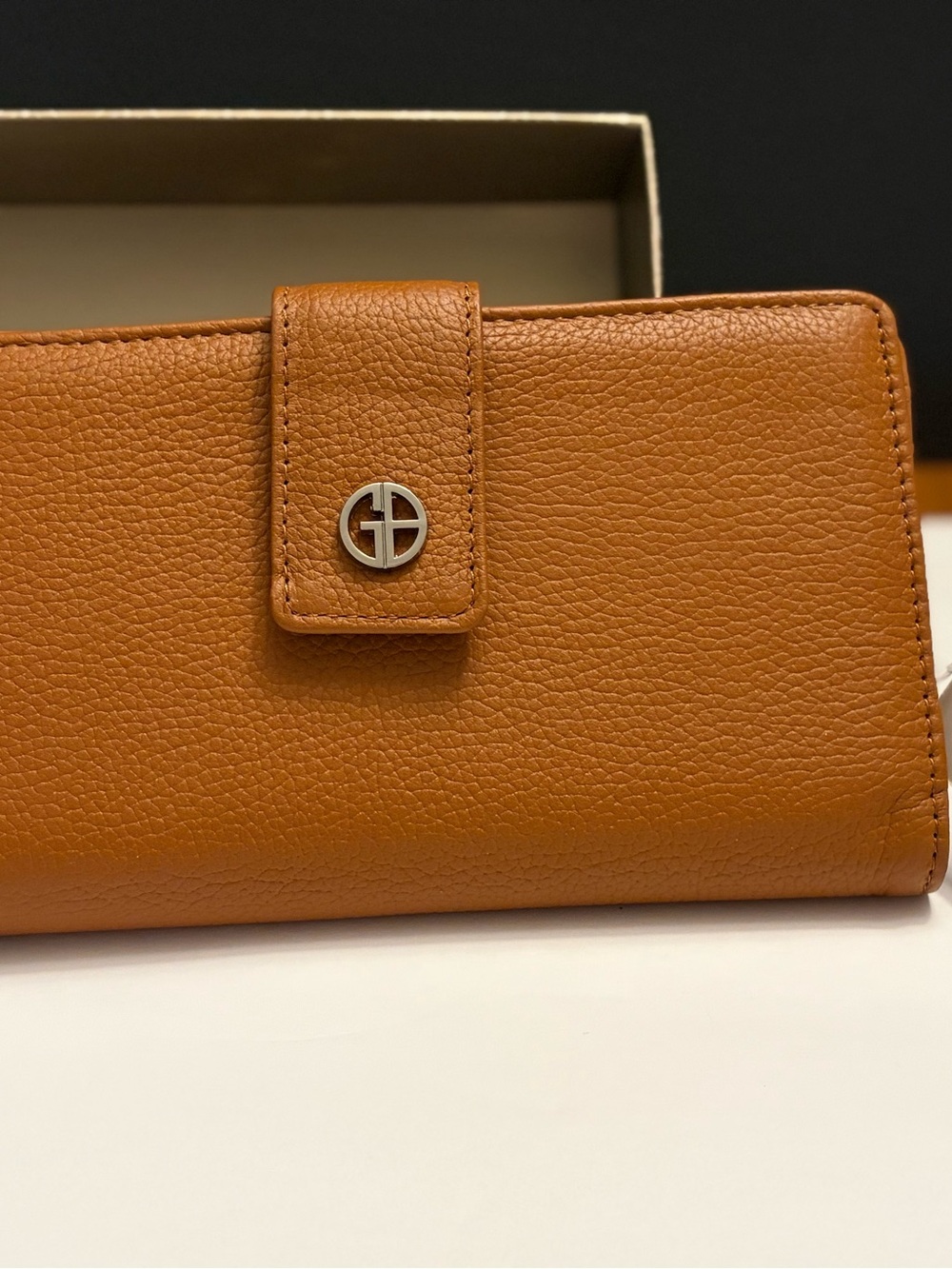 Giani Bernini Softy Leather All-In-One Wallet - NWT and box